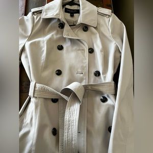 Women’s trench coat
